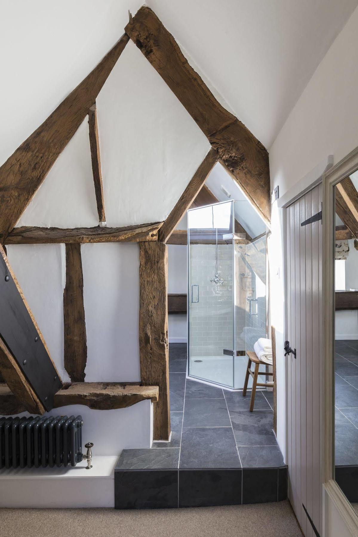 Tudor Farmhouse Hotel Клеарвэл Экстерьер фото