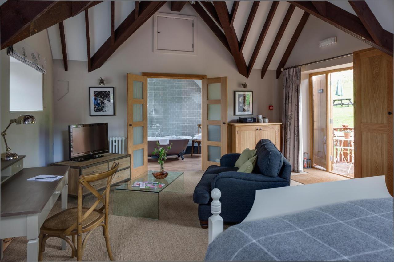 Tudor Farmhouse Hotel Клеарвэл Номер фото